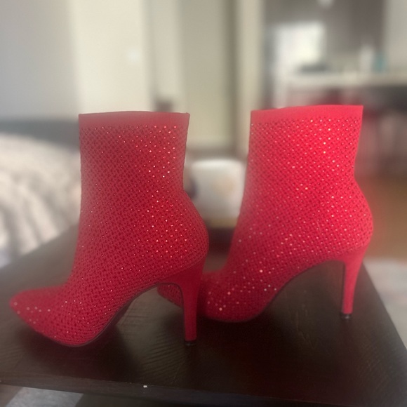 MIA red mercy boots - Picture 4 of 6